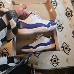 Jordan 11 Women's RETRO concord 