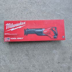 Milwaukee M18 18v Lithium-Ion Cordless Sawzall Reciprocating Saw