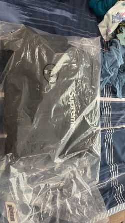 supreme mm6 box logo zip up