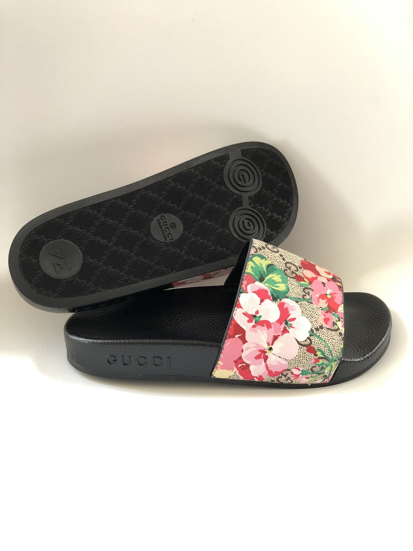 Gucci Blooms Floral Slide Size 7