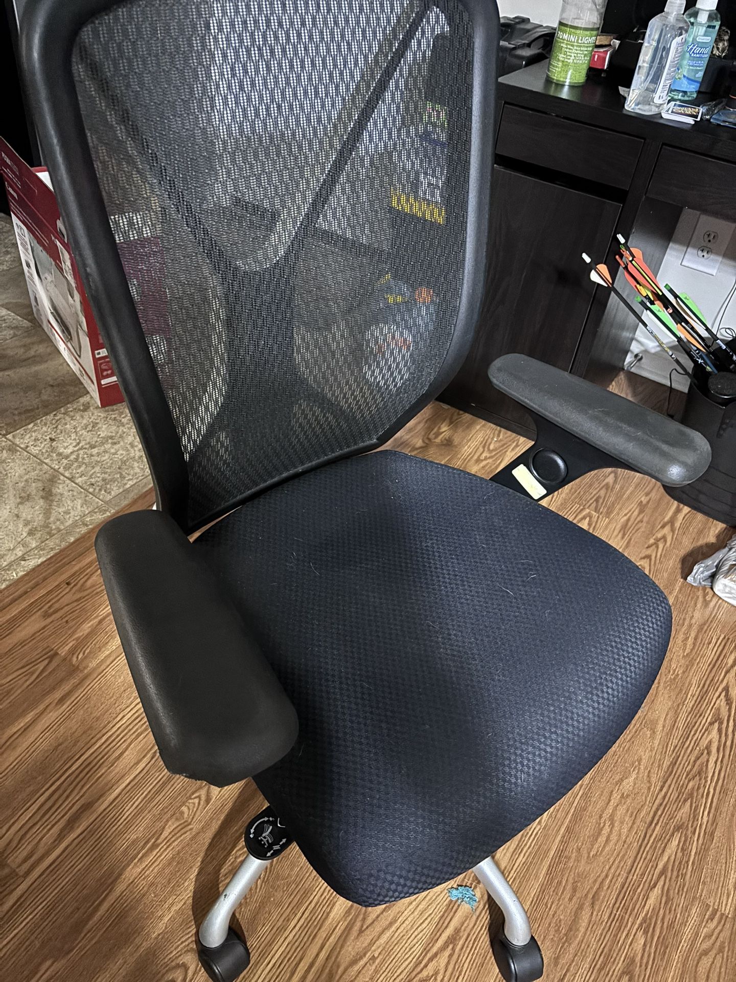 Swivel Office Chair