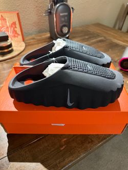 Nike mind slides sz 9 men
