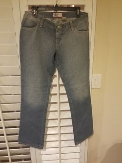 Old Navy women's jeans size 10 in very good condition
