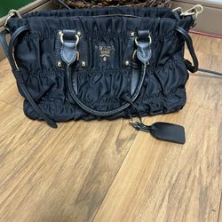 Authentic Prada Nylon Tote Bag With Authenticity Card for Sale in Oxnard,  CA - OfferUp