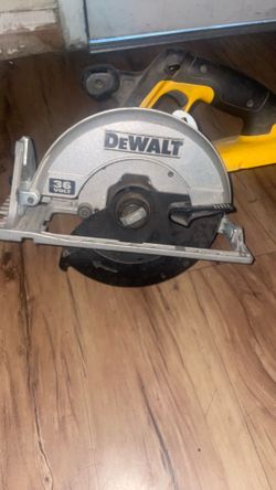 36 v dewalt cordless circular saw 40$ obo