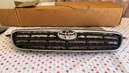 2005 Toyota Corolla S grill
