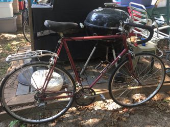 Nice light weight 10speed racer only 75 Firm