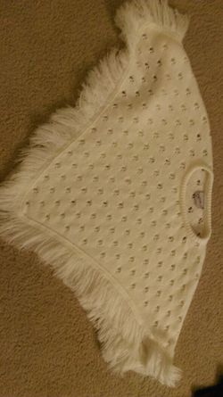 Young girls poncho white with fringe