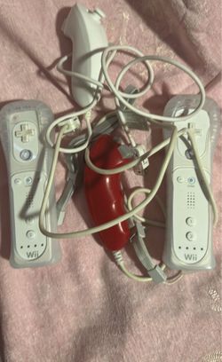 Modded Wii with over 100+ games includes extras too