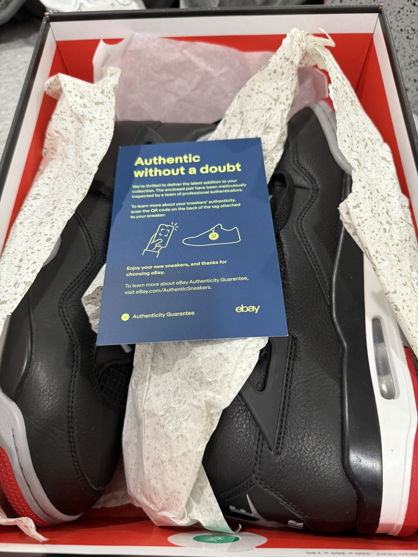 AIR JORDAN 4 RETRO