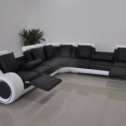 🛋️ Modern L-Shaped Sectional Sofa – Exclusive Black and White Design | New

 