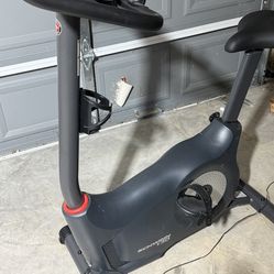Schwinn 130 Upright Excersize Bike