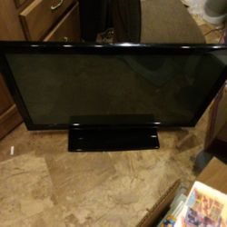 Insignia 42" Plasma TV 