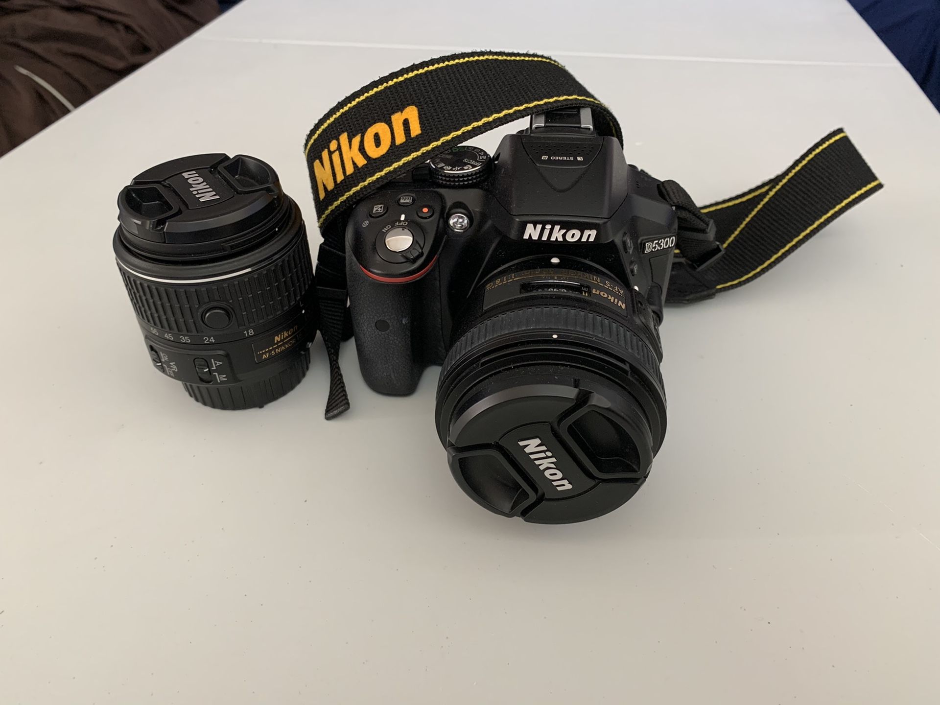 Nikon d5300 DSLR camera