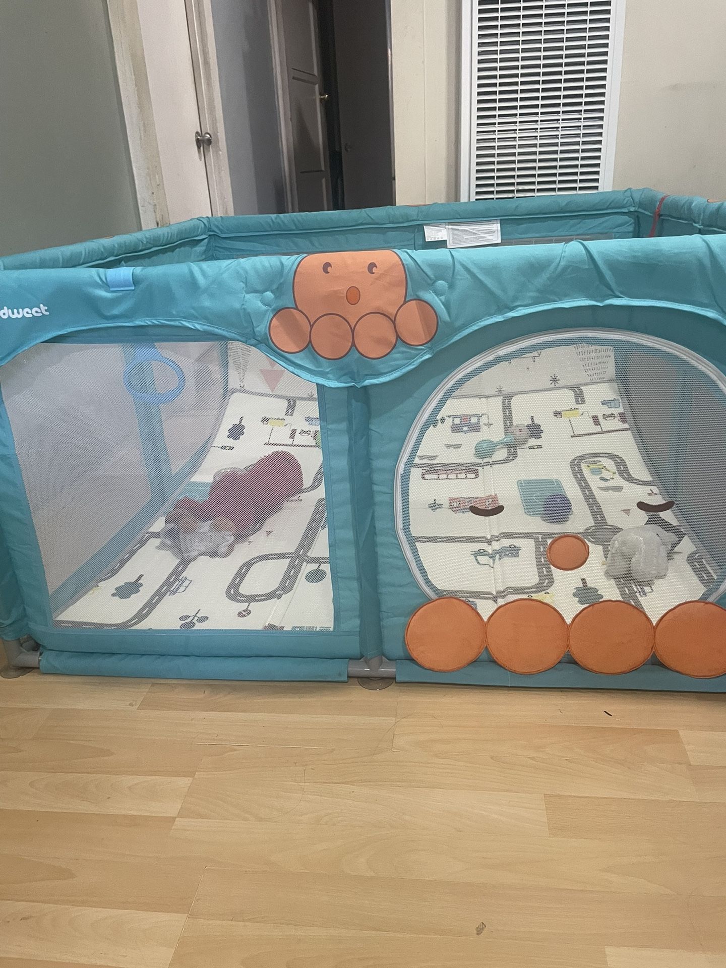 Playpen