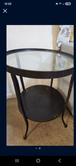 Set Of 2 side tables for 25