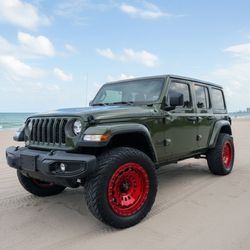 2021 Jeep Wrangler Unlimited Sahara High Altitude 