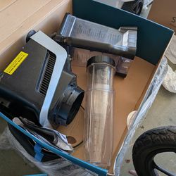 Three-Piece Crock-Pot set new plus NutriBullet