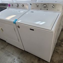 New Maytag Top Load Washer With Agitator And Gas Dryer Set 