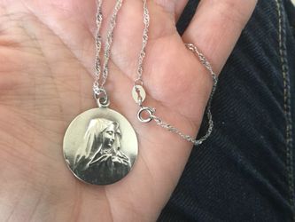 Sterling Silver round pendant necklace / Love Silver jewelry welcome to come and visit my page 🦋