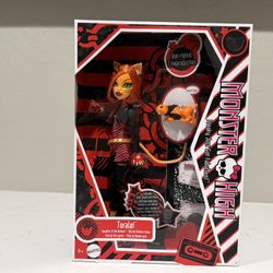 Monster High Doll Boo-Riginal Creeproduction Toralei 