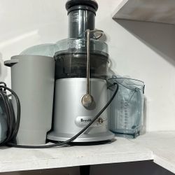 Breville Juicer 