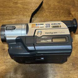 Sony Handycam Vision Video Hi8 Camcorder (CCD-TRV107)