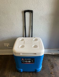 Igloo Ice Cube Wheeled Roller Cooler, White/Blue, 60 Qt