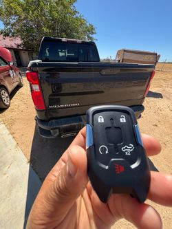 Llaves de autos / car keys and remotes