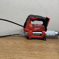 Milwaukee 2646-20 M18 18V Lithium-Ion Cordless Grease Gun 2-Speed (Tool-Only)