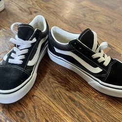 Vans Kids Shoes Size 2 US Kids 