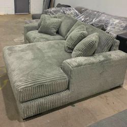 Lindyn fog 2 Piece Raf Sectional with Chaise
102" W x 70" D x 38" H