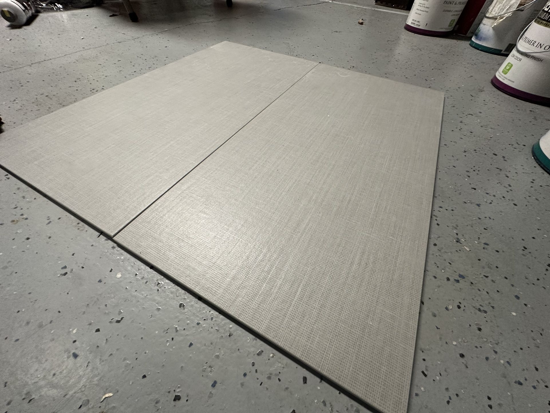 NEW SOUL SILVER WOOL TILE (LIGHT GREY/WHITE LINEN PATTERN) 12X24in 908.52 Sq Ft