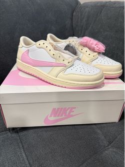 Air Jordan 1 Low × Travis Scott Shy Pink Size 10
