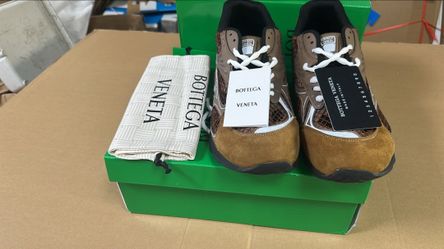 (No trades) Size 11 bottega orbits