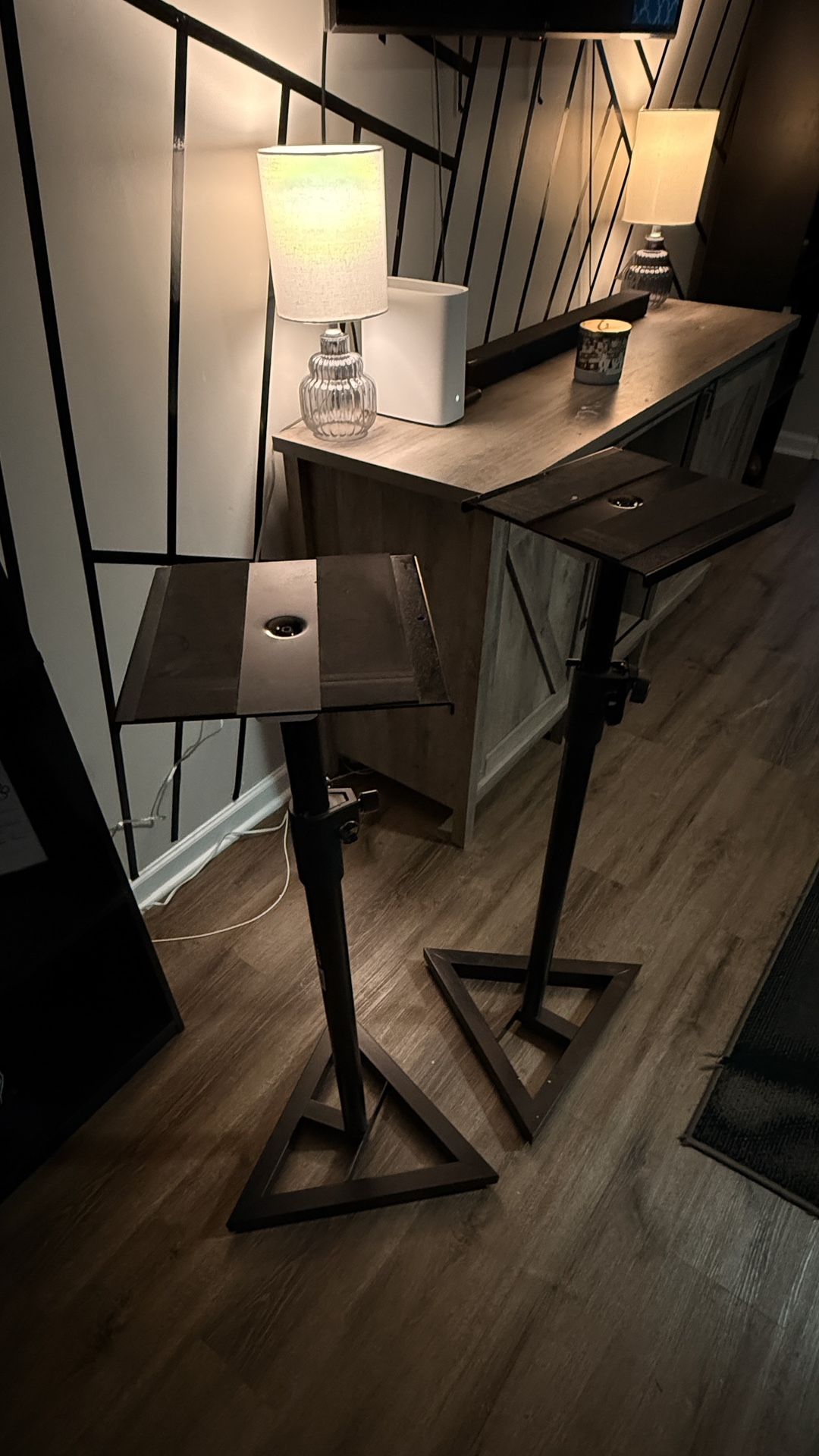 ProLine Studio speaker stand