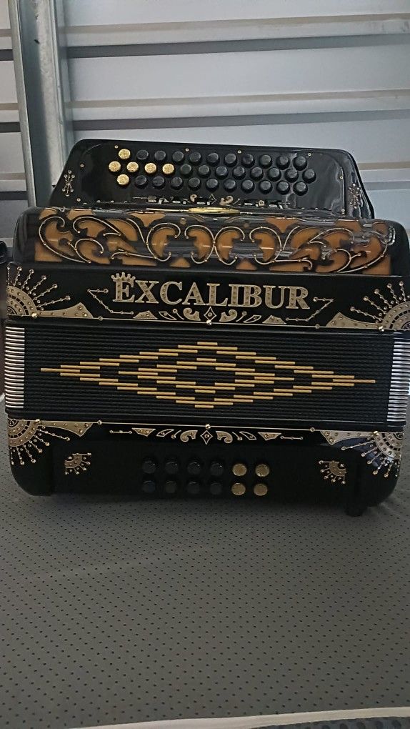 Excalibur Accordion - Acordion