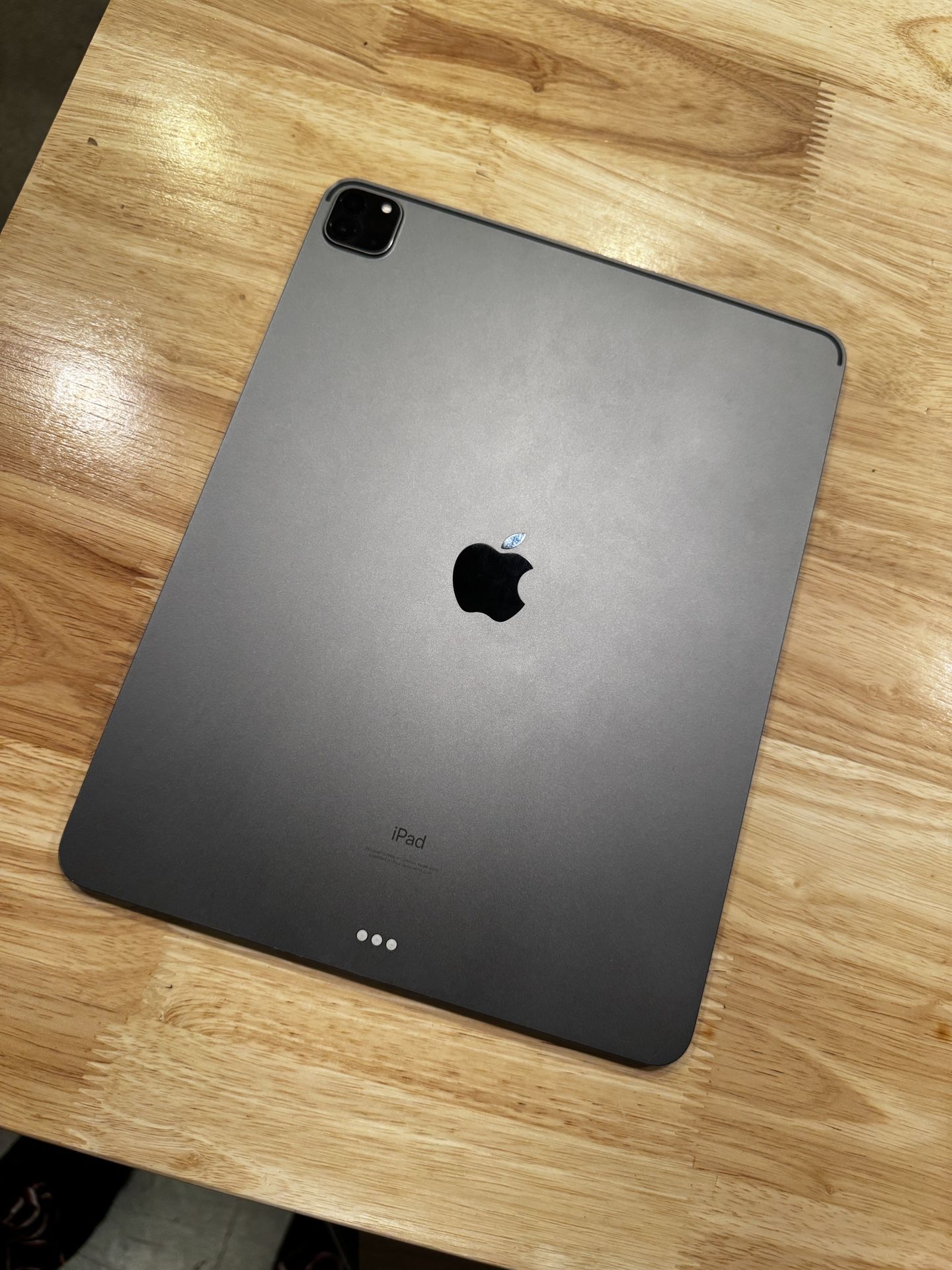 Ipad 12.9-inch 512gb 5th gen