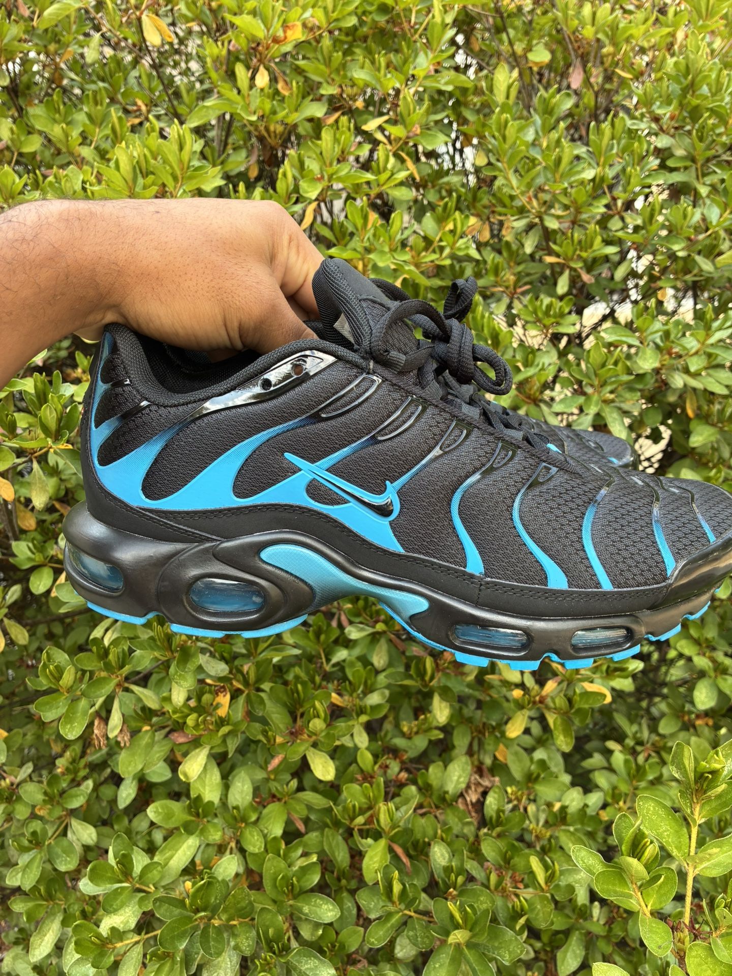 Nike Air Maxs For Sale Size 10 70$