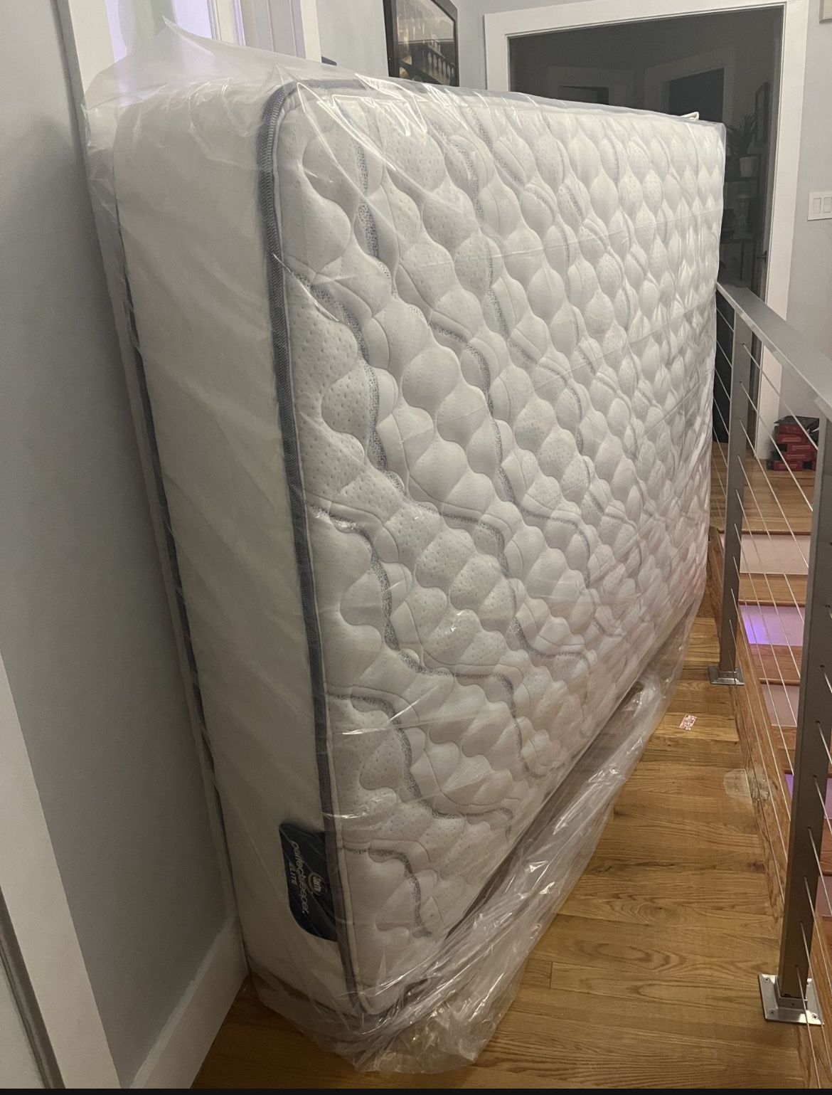 Serta Perfect Sleeper Elite Hanwell X Firm Queen