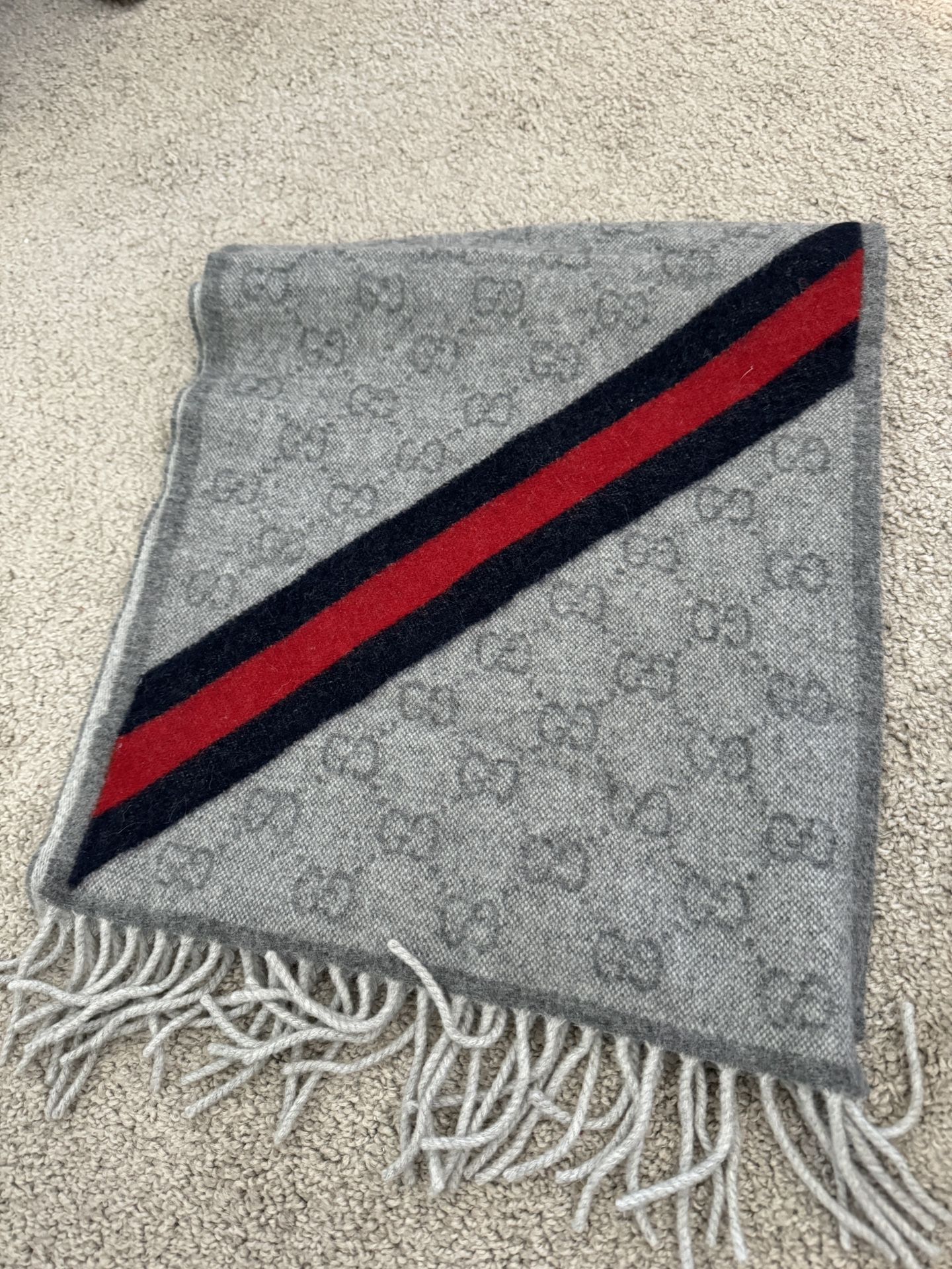 Gucci Cashmere Scarf Gray