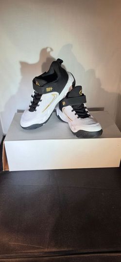 Brand new kids shoes