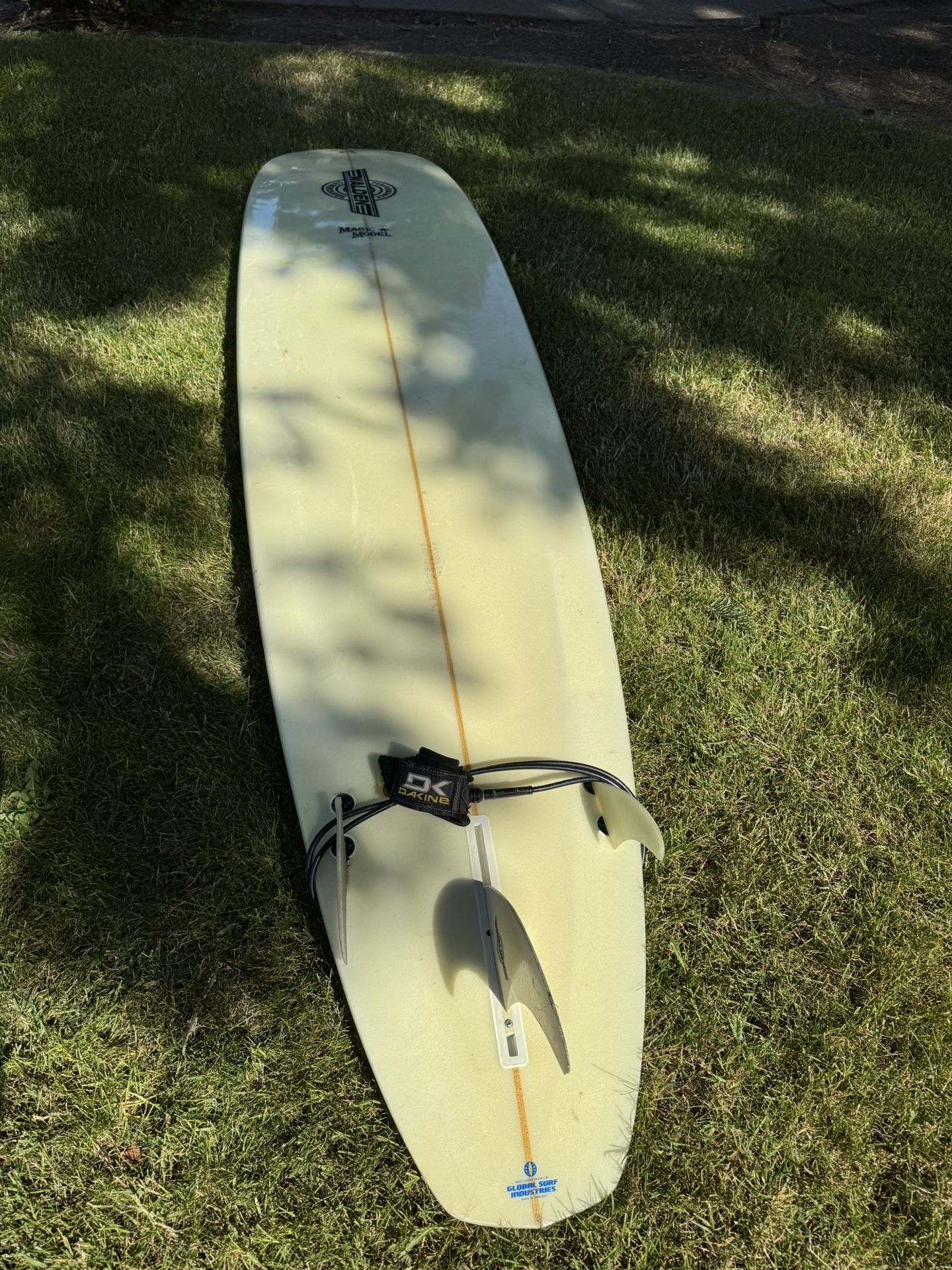 Walden Surfboard (longboard) Magic Model
