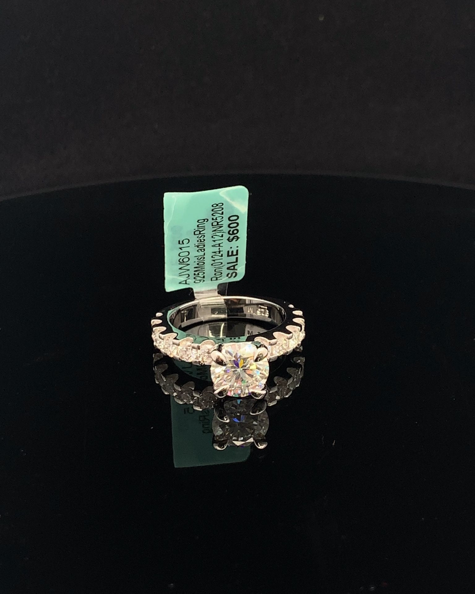 925 Silver With 3.9 CT VVS moissanite Diamond Ring 