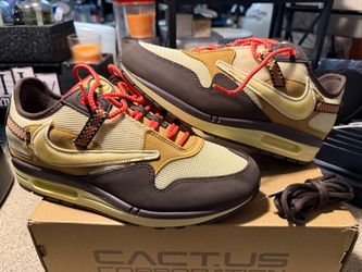 Travis Scott Air Max 1 size 10