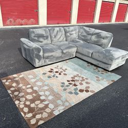 Comfy Nice Baby Blue Sectional Couch 🔥🔥🔥