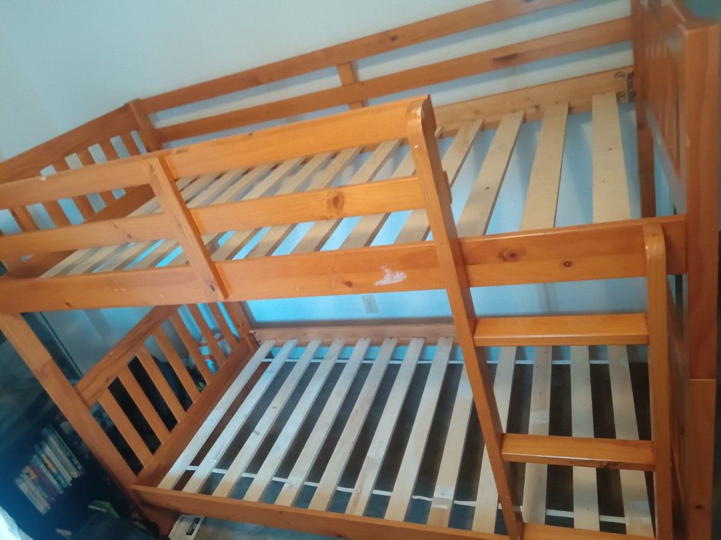 Bunk bed