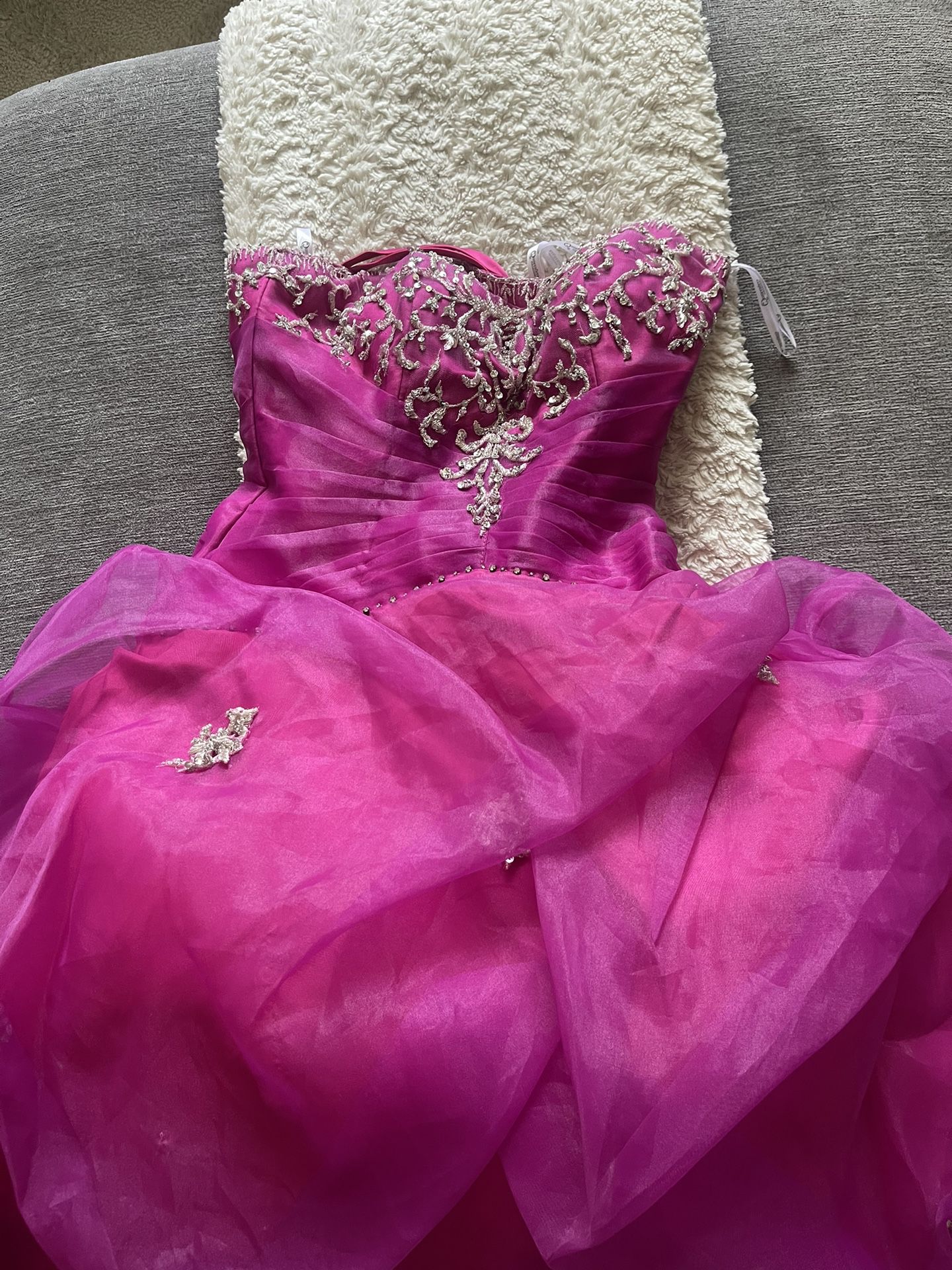 Sweet 15/16 Ball gown 