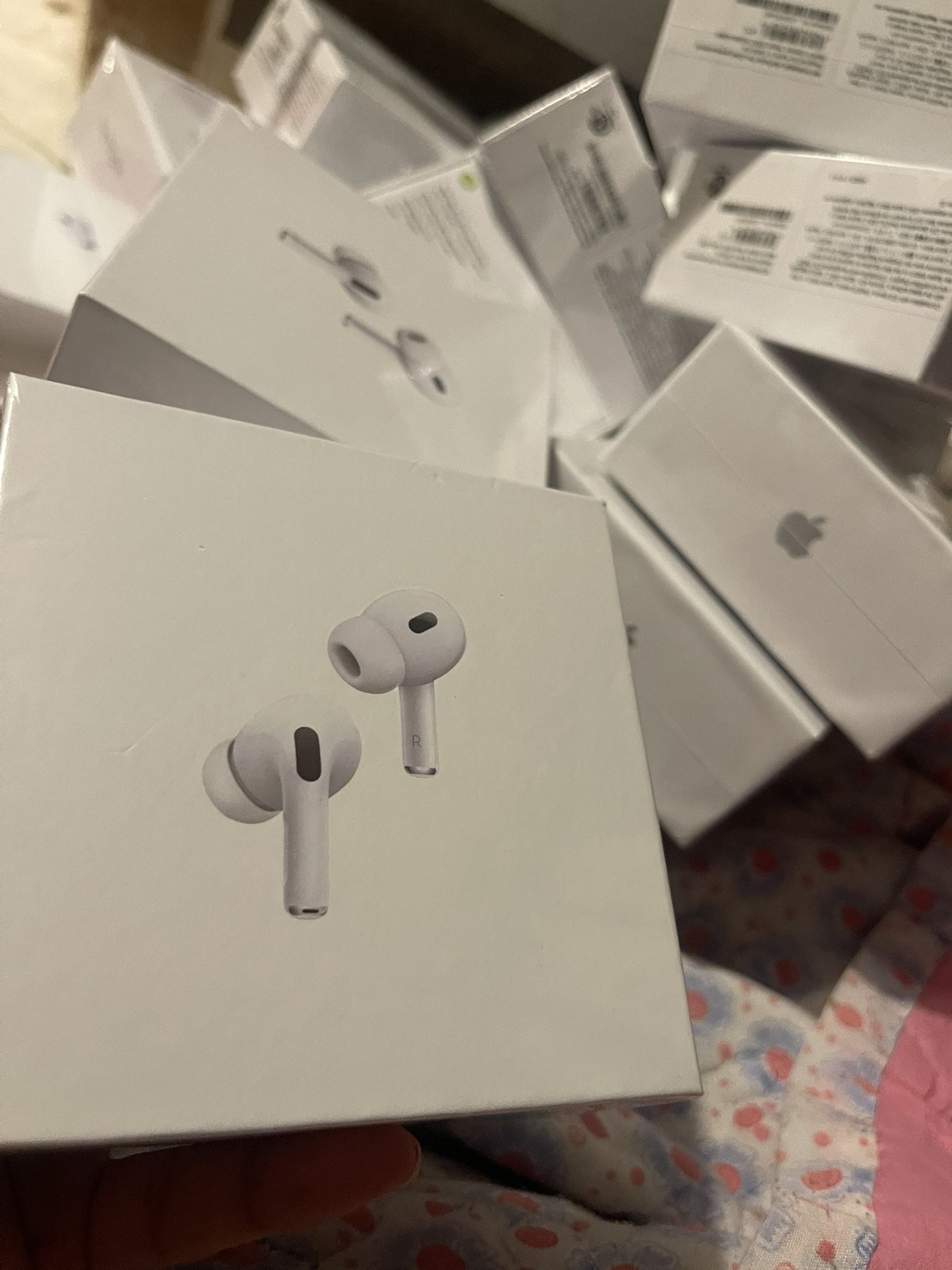 AirPods