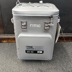 Rtic Ultra Tough Backpack Cooler 